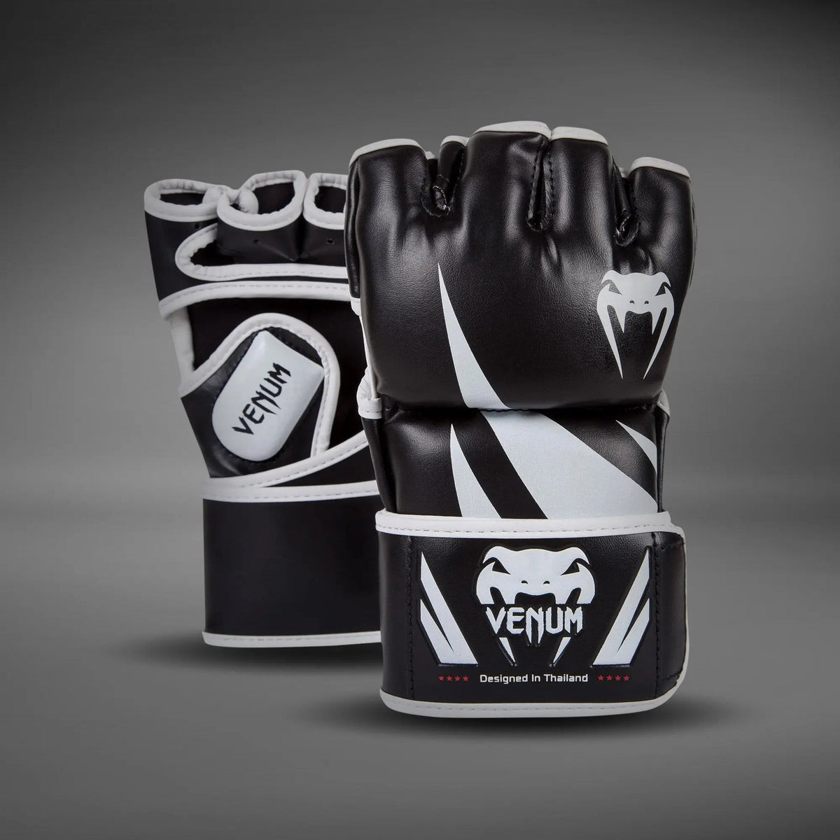 Imagen de catálogo: Guantes MMA Venum Challenger · Negro