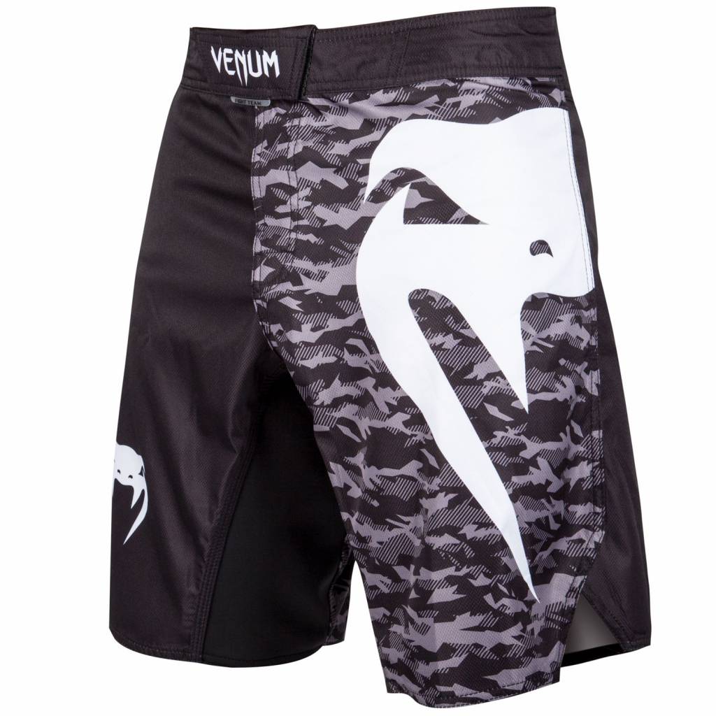 Imagen de catálogo: Short MMA Venum Light 3.0 · Negro/Urban Camo