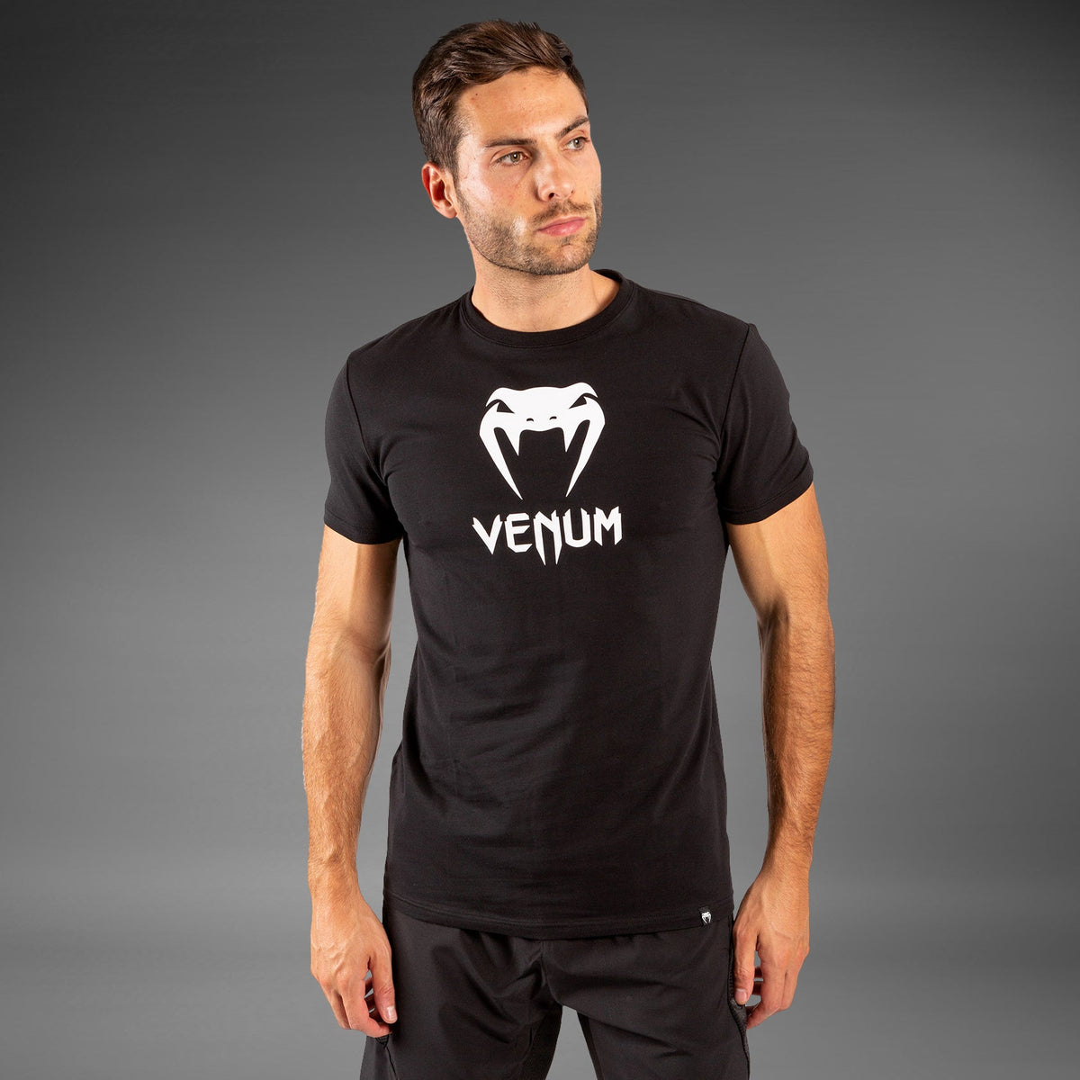 Imagen de catálogo: Playera Venum Classic · Negro